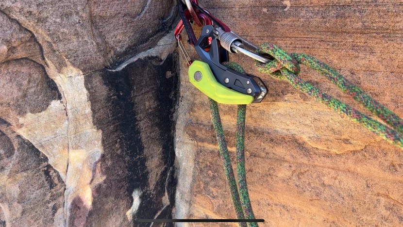 the edelrid pinch, rigged to belay from above in auto-block mode.